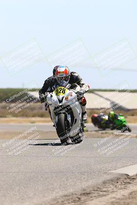 media/Aug-03-2025-TrackDaz (Sun) [[bf4a71acf9]]/A Group/12pm (Wheelie Bump)/